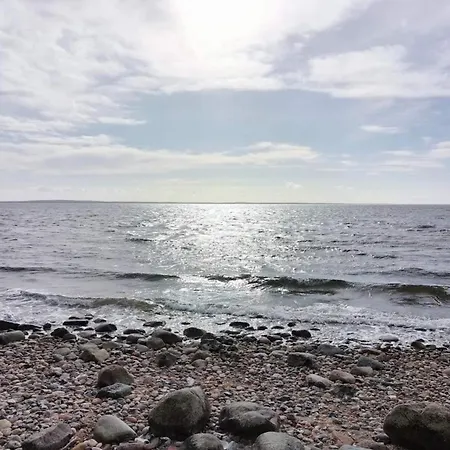 度假居 6 Person In *