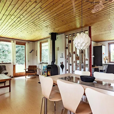 度假居 6 Person In