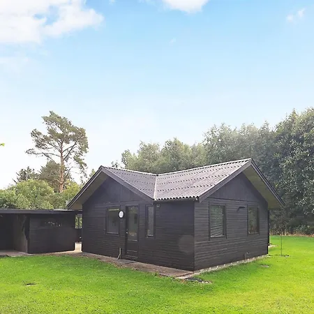 6 Person In Semesterbostad Oster Assels